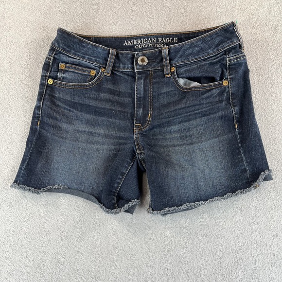 American Eagle Shorts Womens 2 Blue Boy Midi Super Stretch Distressed Denim Fray - Picture 1 of 8
